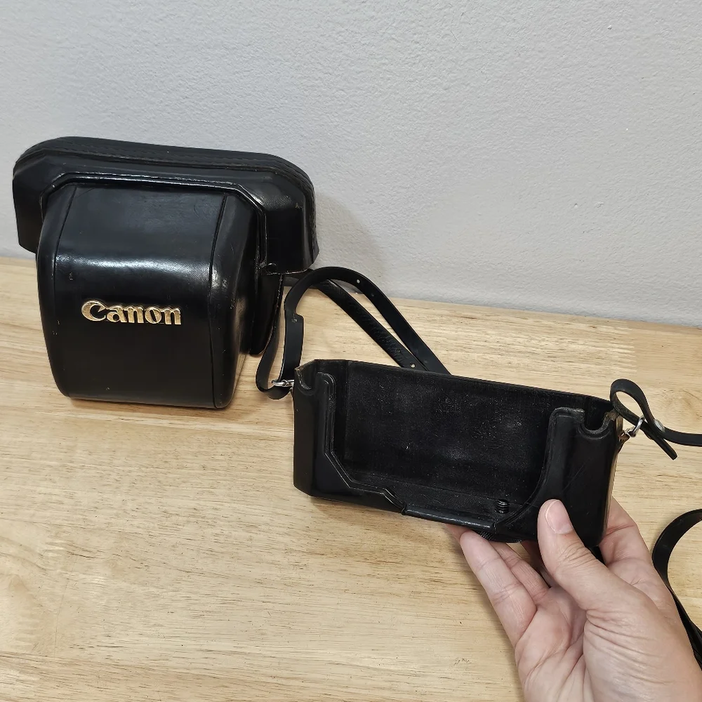 Vintage 60's Canon 7 Rangefinder Black Leather Camera Case With Strap